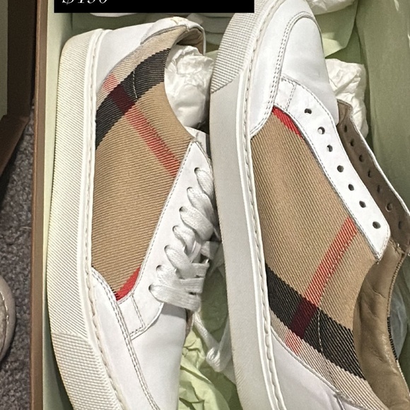 Burberry Sneakers